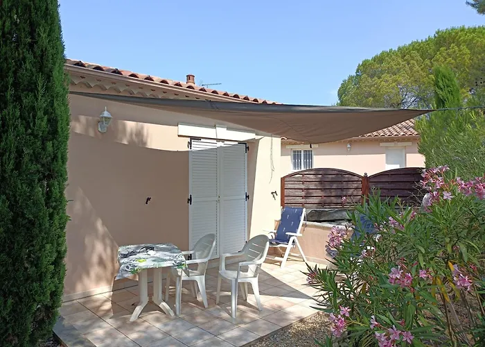 Anduze Les Pins Au 